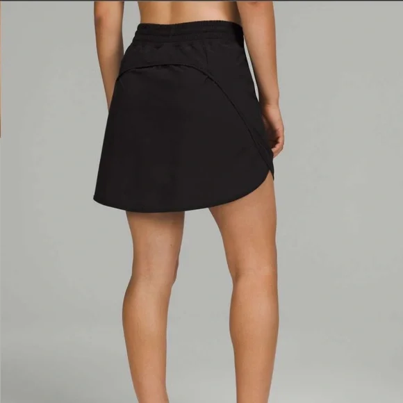 lululemon Hotty Hot HR Skirt *long - Picture 2 of 8